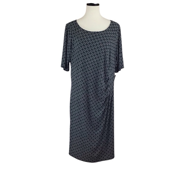 Jessica Howard Dresses & Skirts - Jessica Howard Green Geometric Sheath  Dress 16W‎ Short Sleeve